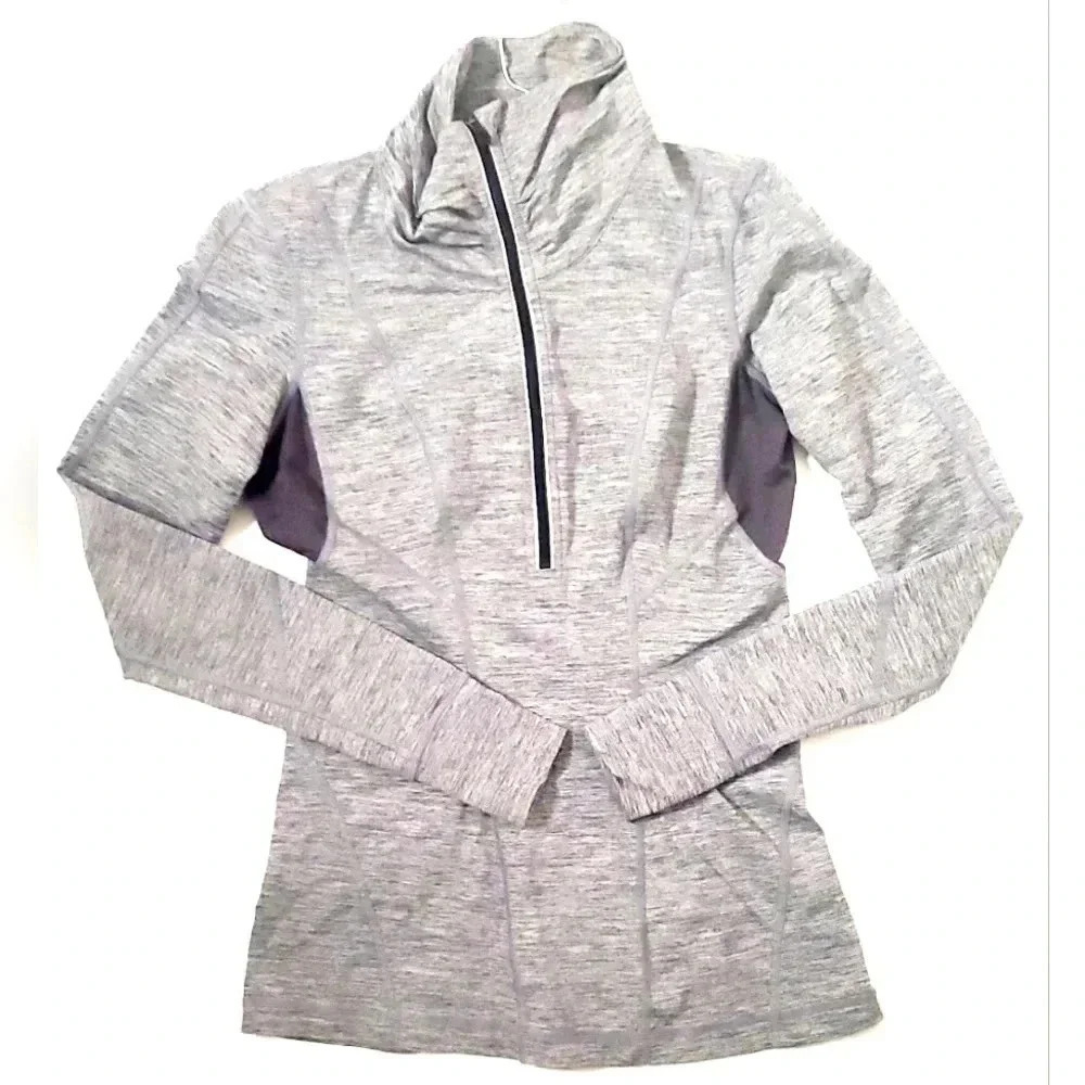 Lululemon Gray  Long Sleeve Half Zip fitted top sz 6